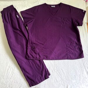 Butter-Soft Scrubs Set by UA Eggplant Women SZ XL Top & Pants SS Pockets Purple